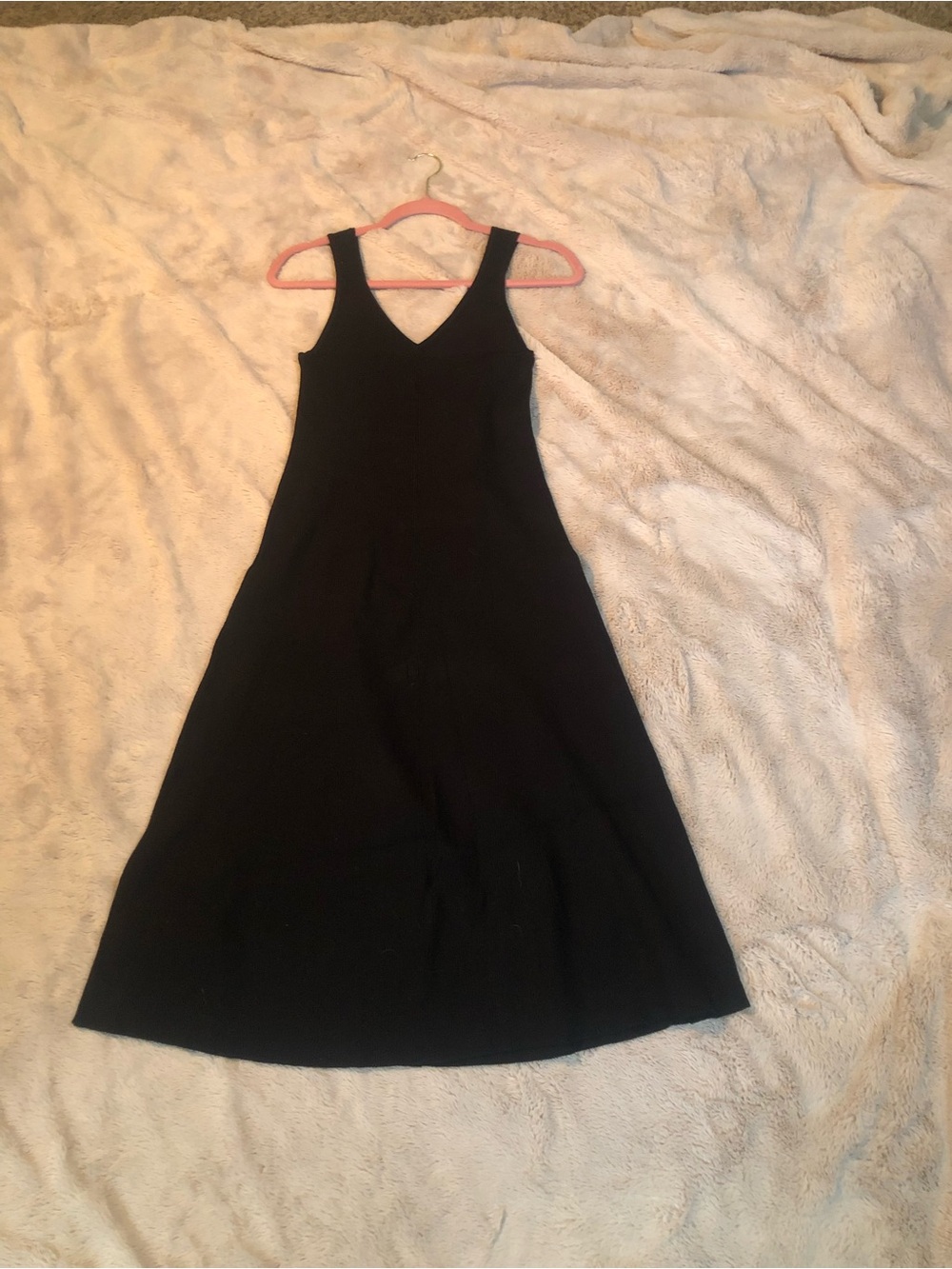 ELIE TAHARI Women’s M Black Ribbed V Neck Sleeveless Bodycon Dress